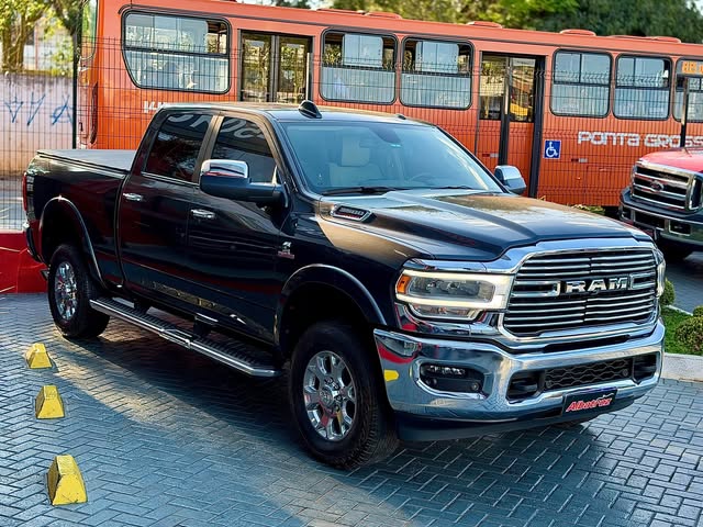 RAM 3500 LARAMIE - Imagem 2