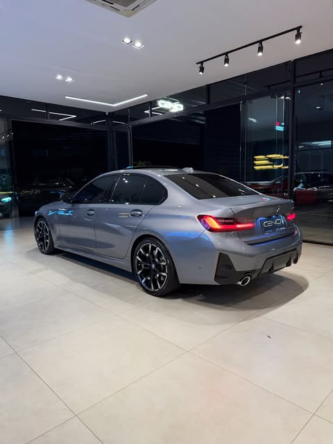 BMW 320I M SPORT - Imagem 3