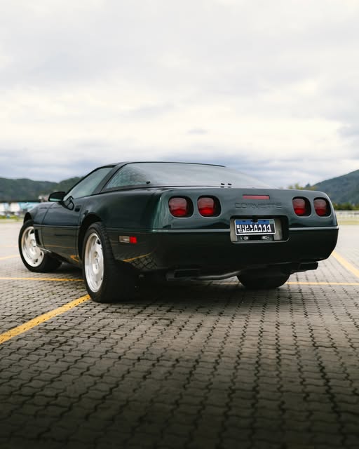 CHEVROLET CORVETTE C4 TARGA - Imagem 2