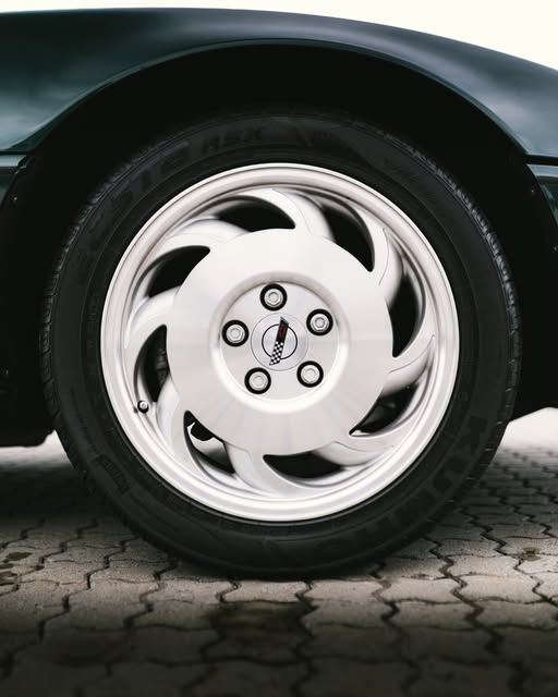 CHEVROLET CORVETTE C4 TARGA - Imagem 12