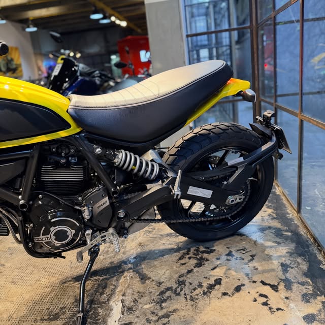DUCATI SCRAMBLER ICON - Imagem 9