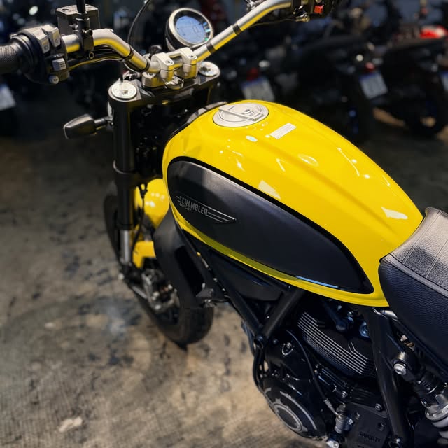 DUCATI SCRAMBLER ICON - Imagem 10