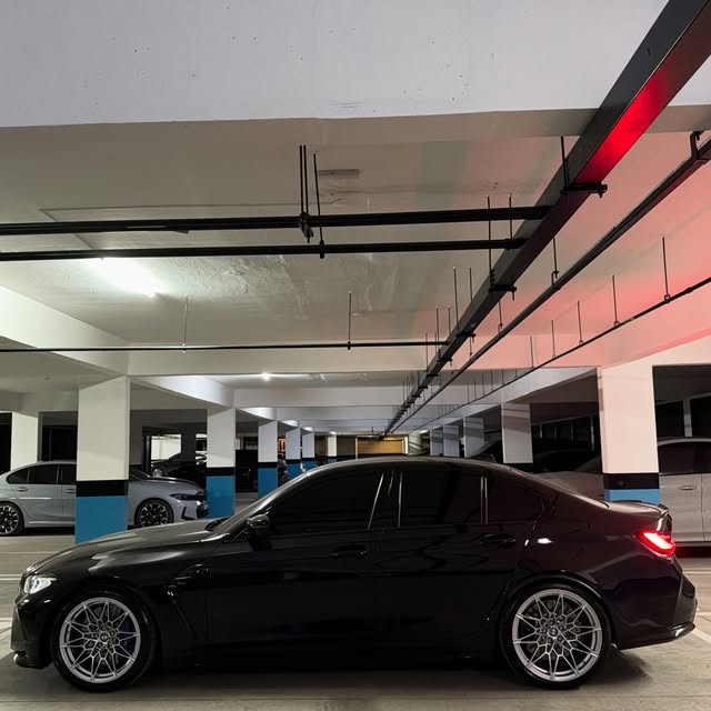 BMW M3 COMPETITION - Imagem 19