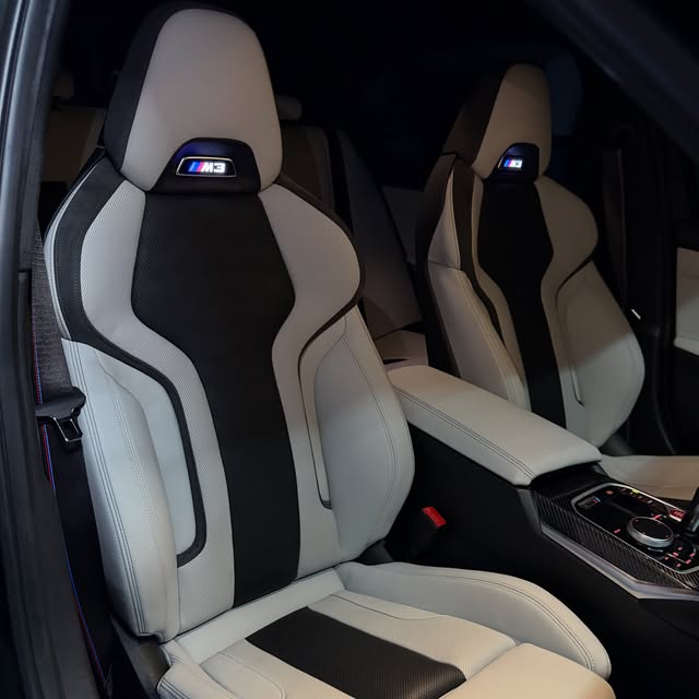 BMW M3 COMPETITION - Imagem 8
