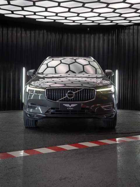 VOLVO XC60 T8 INSCRIPTION - Imagem 13