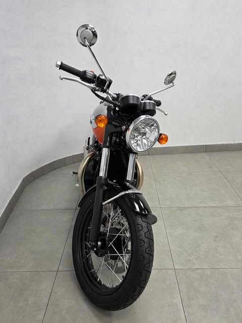 TRIUMPH BONNEVILLE T-100 - Imagem 8