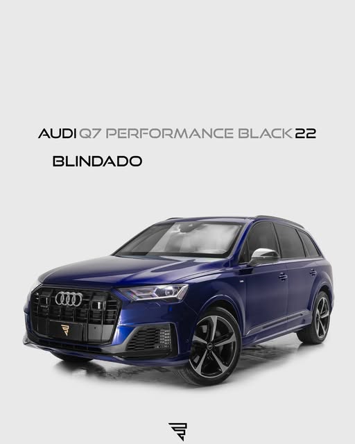 AUDI Q7 PERFORMANCE BLACK - Imagem 1