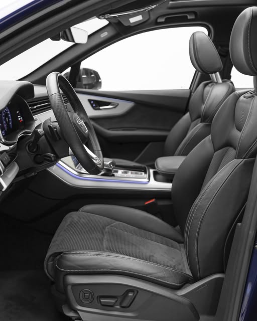 AUDI Q7 PERFORMANCE BLACK - Imagem 4