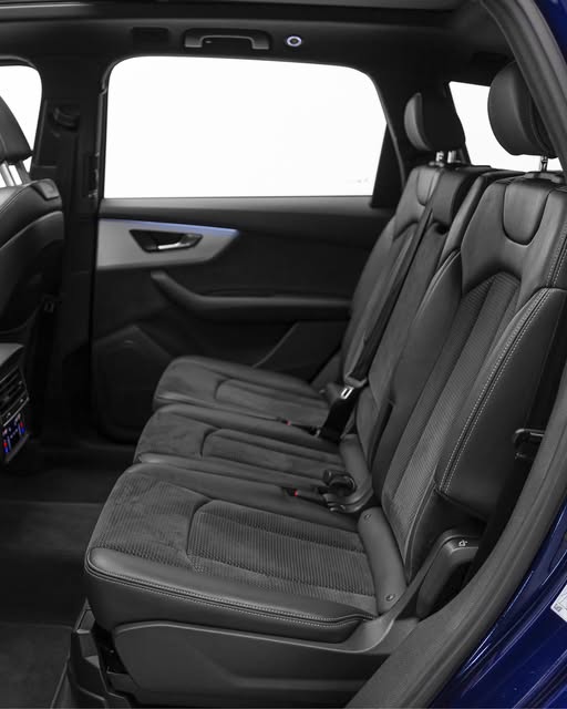 AUDI Q7 PERFORMANCE BLACK - Imagem 5
