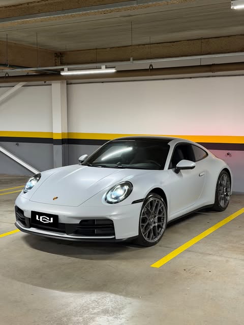 PORSCHE 911 CARRERA - Imagem 1