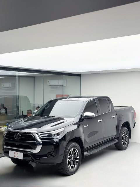 TOYOTA HILUX SRX - Imagem 1
