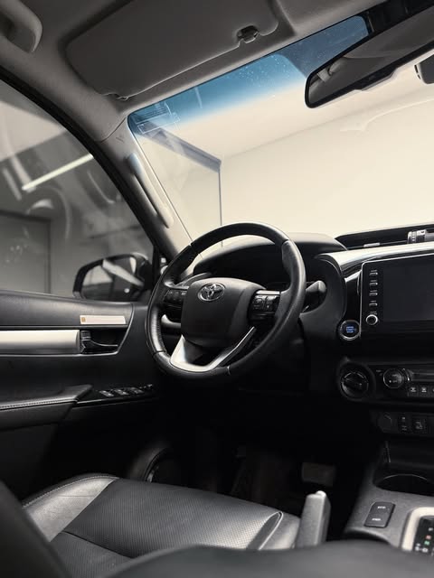 TOYOTA HILUX SRX - Imagem 6