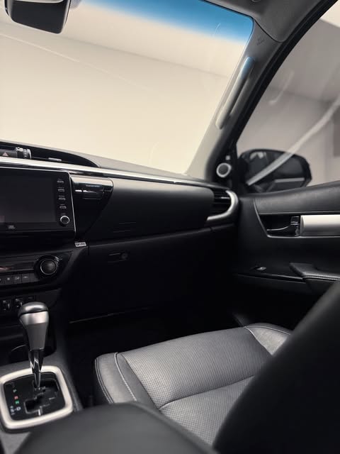 TOYOTA HILUX SRX - Imagem 7