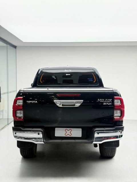 TOYOTA HILUX SRX - Imagem 10