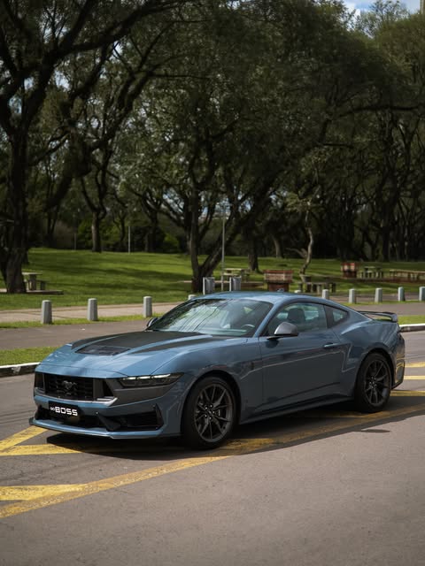 FORD MUSTANG DARK HORSE - Imagem 1