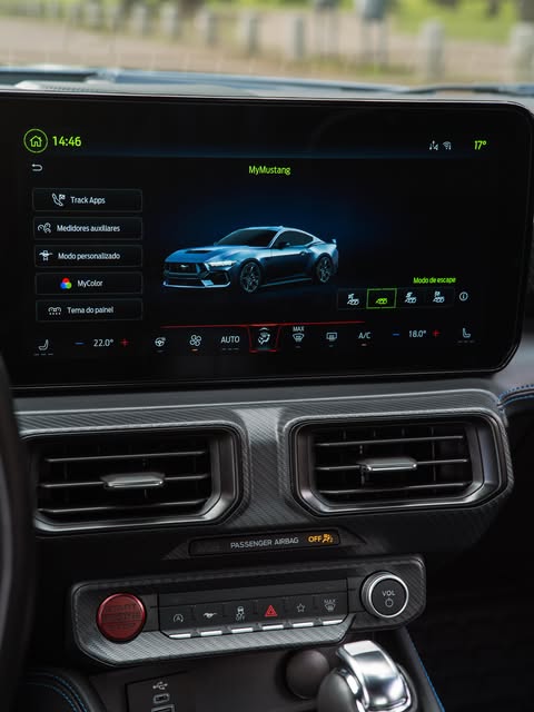 FORD MUSTANG DARK HORSE - Imagem 13