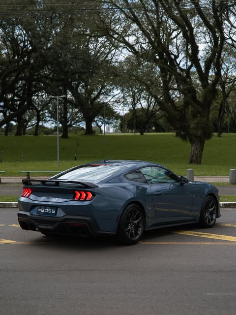 FORD MUSTANG DARK HORSE - Imagem 4