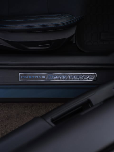 FORD MUSTANG DARK HORSE - Imagem 10