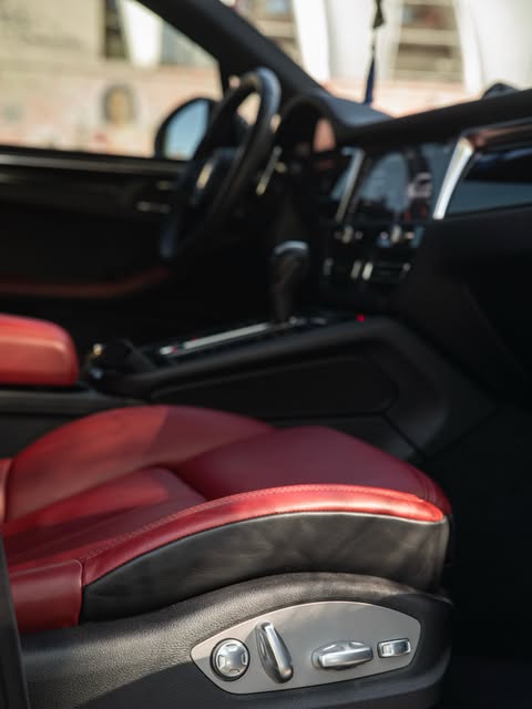 PORSCHE MACAN T - Imagem 12