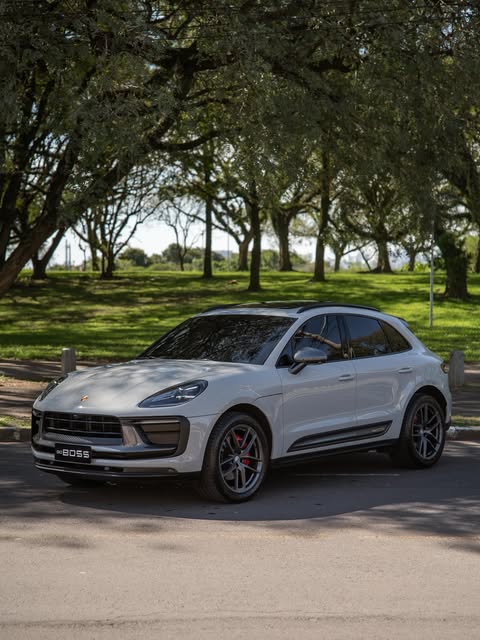 PORSCHE MACAN T - Imagem 3