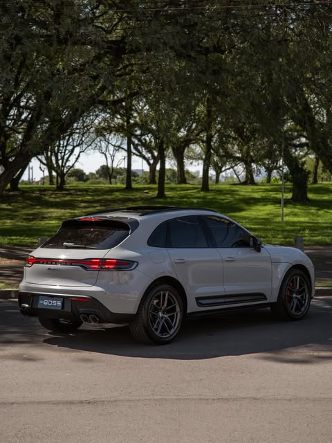 PORSCHE MACAN T - Imagem 5