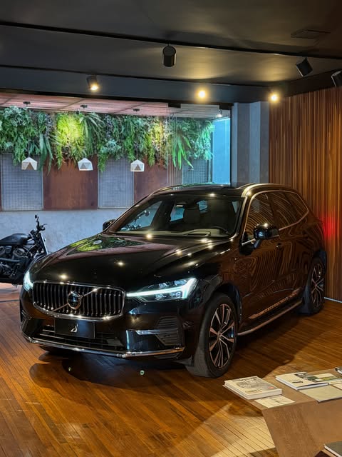 VOLVO XC60 T8 ULTIMATE - Imagem 4