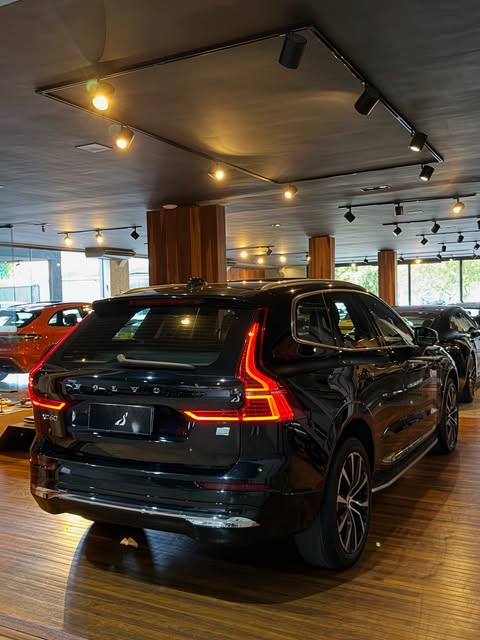 VOLVO XC60 T8 ULTIMATE - Imagem 5