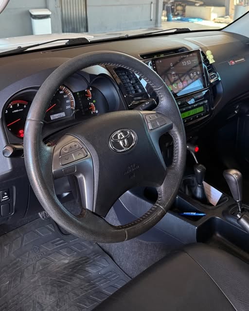 TOYOTA HILUX SRV - Imagem 7