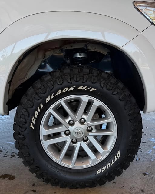 TOYOTA HILUX SRV - Imagem 10