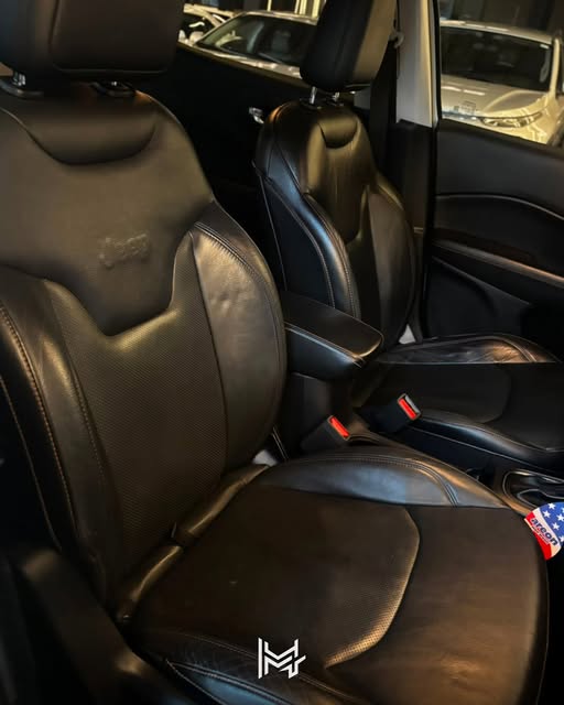 JEEP COMPASS LONGITUDE - Imagem 5