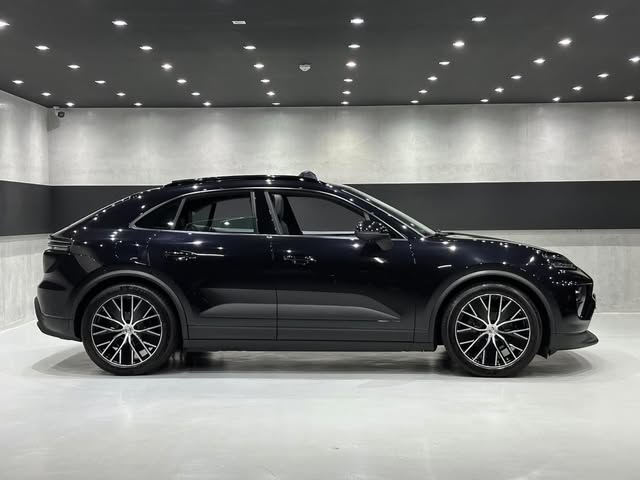 PORSCHE MACAN - Imagem 9