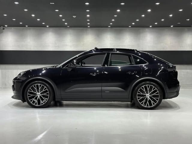 PORSCHE MACAN - Imagem 10