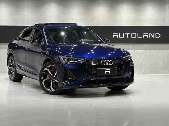 AUDI E-TRON PERFORMANCE BLACK QUATTRO - Imagem 1