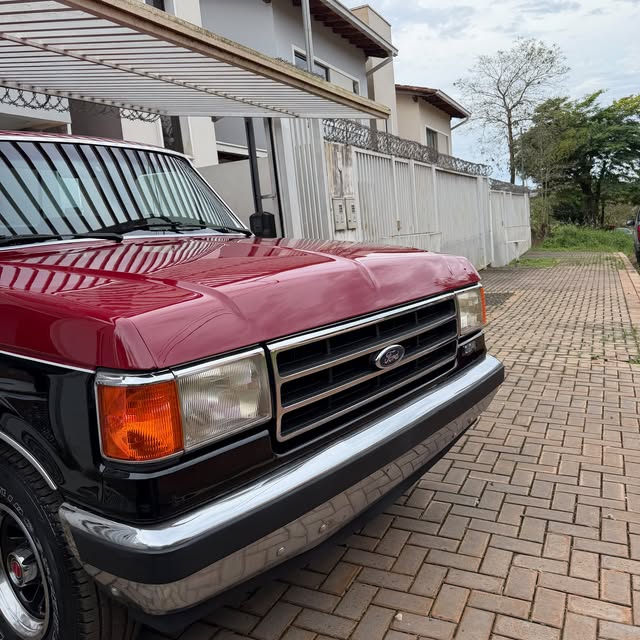 FORD F-150 XLT LARIAT - Imagem 5