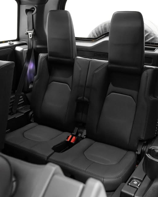 LAND ROVER DEFENDER HSE X-DYNAMIC - Imagem 6