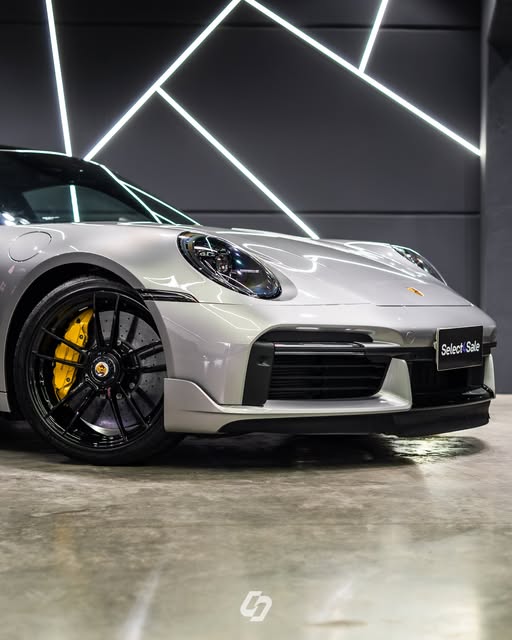 PORSCHE 911 TURBO S - Imagem 19