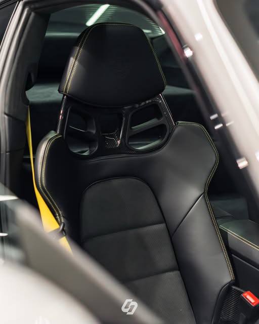 PORSCHE 911 TURBO S - Imagem 6
