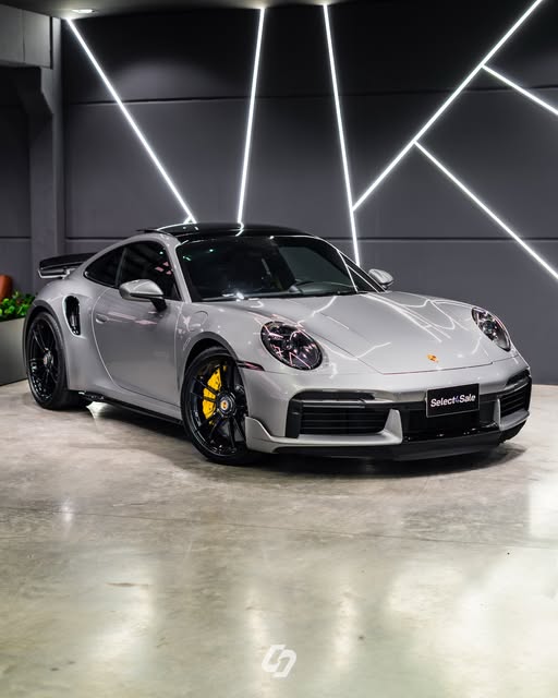 PORSCHE 911 TURBO S - Imagem 9