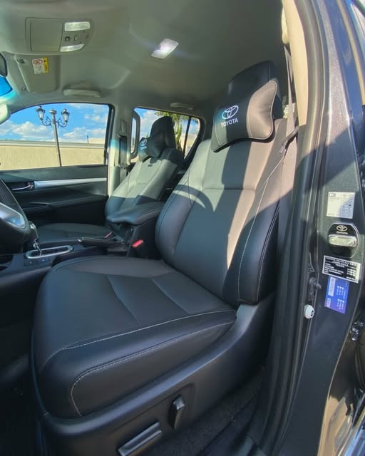 TOYOTA HILUX SRX PLUS 2.8 TURBO DIESEL 4X4 AUTOMÁTICO - Imagem 7