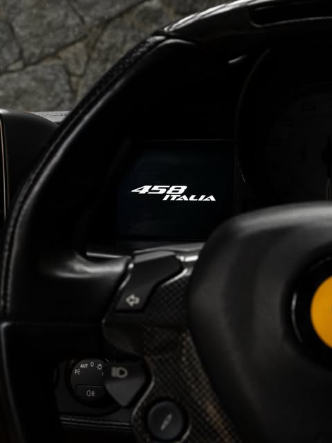 FERRARI 458 - Imagem 7