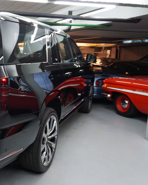 CADILLAC ESCALADE ESV PREMIUM LUXURY - Imagem 8