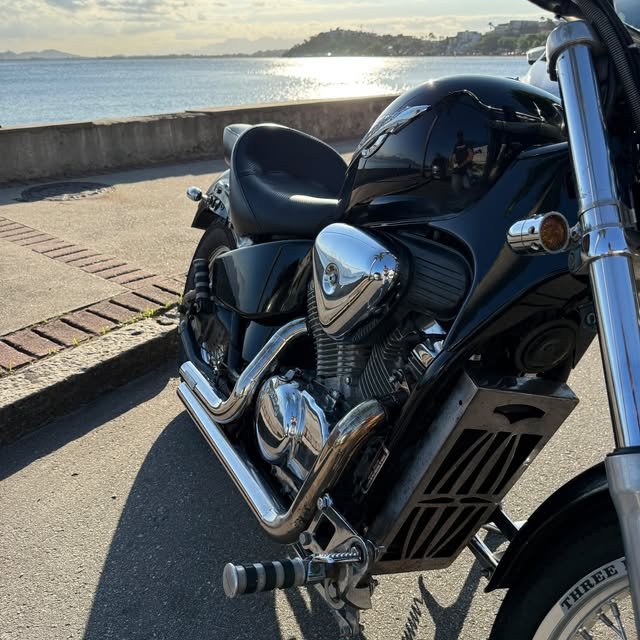 HONDA VT 600 - Imagem 3