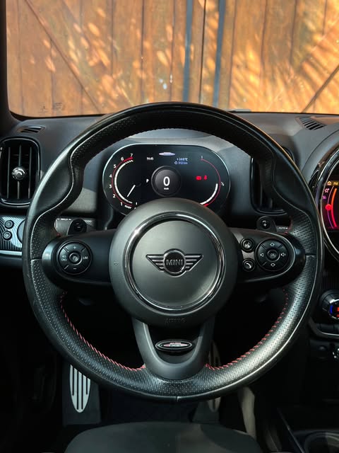 MINI COUNTRYMAN JOHN COOPER WORKS - Imagem 20