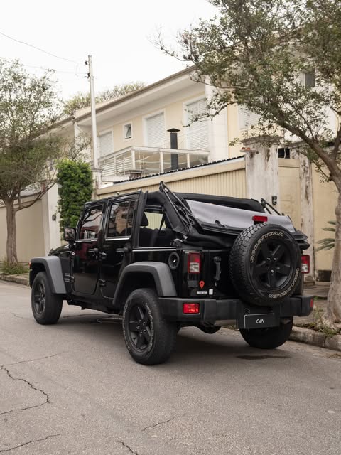 JEEP WRANGLER UNLIMITED - Imagem 1