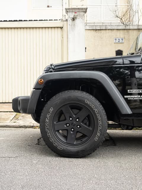 JEEP WRANGLER UNLIMITED - Imagem 9