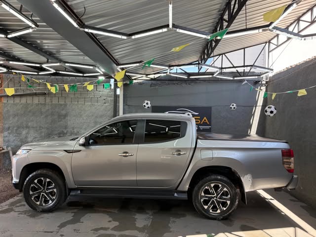 MITSUBISHI TRITON HPE-S - Imagem 3