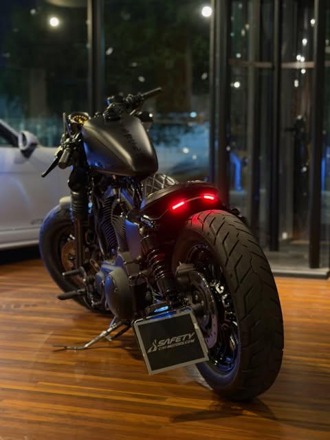 HARLEY-DAVIDSON XL 883 - Imagem 2