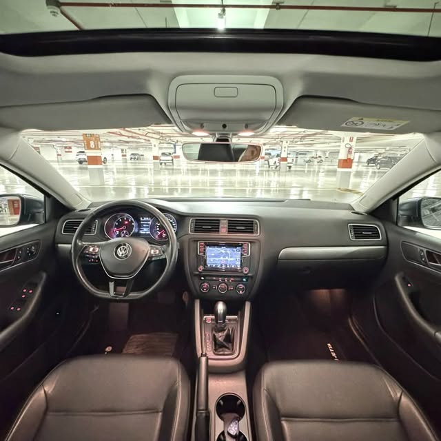 VOLKSWAGEN JETTA COMFORTLINE - Imagem 7