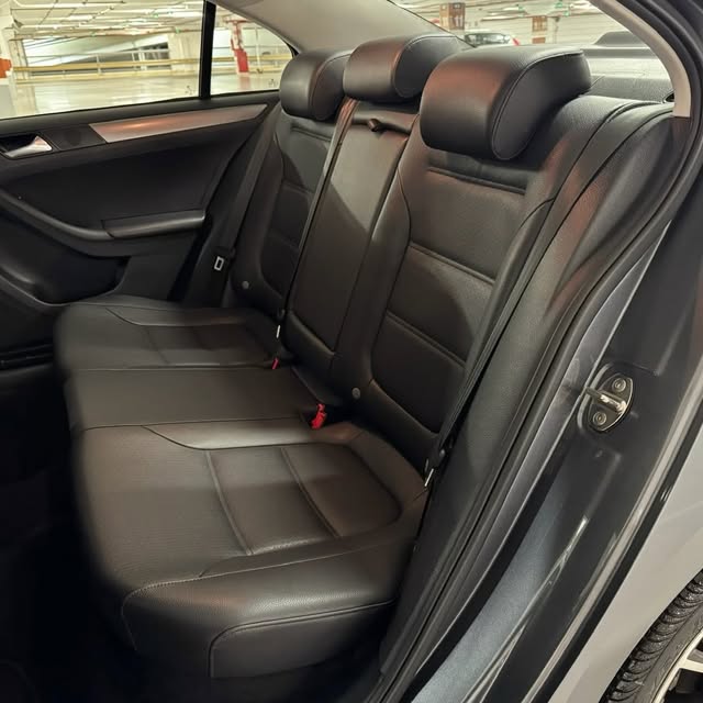 VOLKSWAGEN JETTA COMFORTLINE - Imagem 10