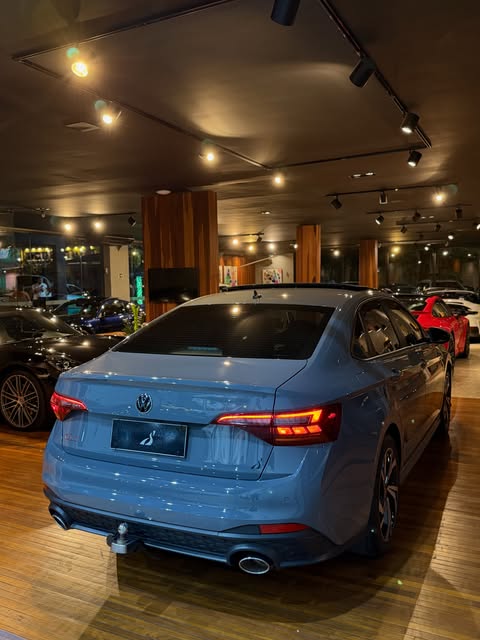 VOLKSWAGEN JETTA GLI - Imagem 4
